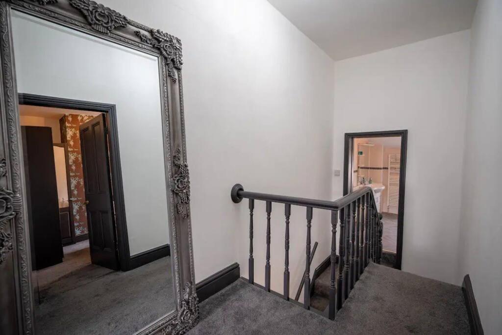 Spacious Town House Lytham St Annes Exteriör bild